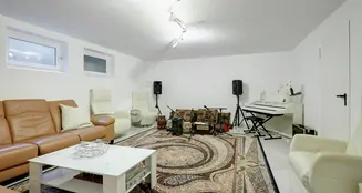 von_poll_real_estate_property_25101002_image_33