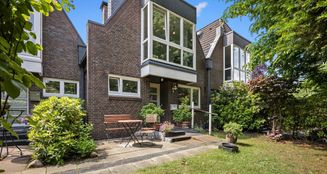 von_poll_real_estate_property_25101018_image_0