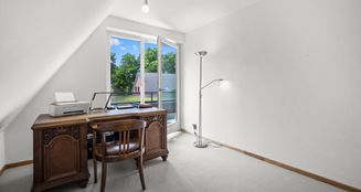 von_poll_real_estate_property_25101018_image_20
