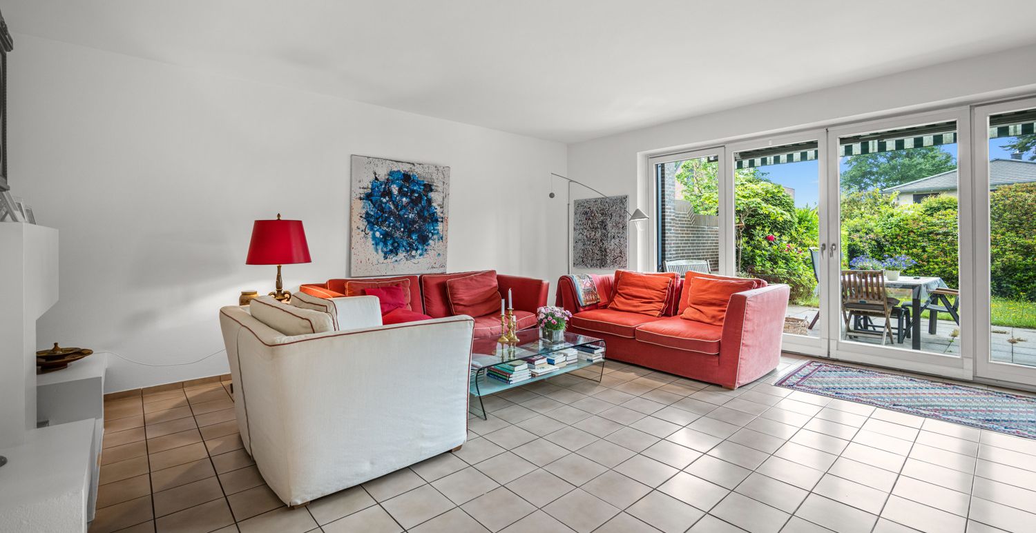 Wohnzimmer mit Terrassenzugang