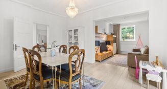 von_poll_real_estate_property_25101023_image_14