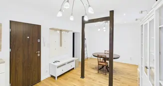 von_poll_real_estate_property_25390038_image_0