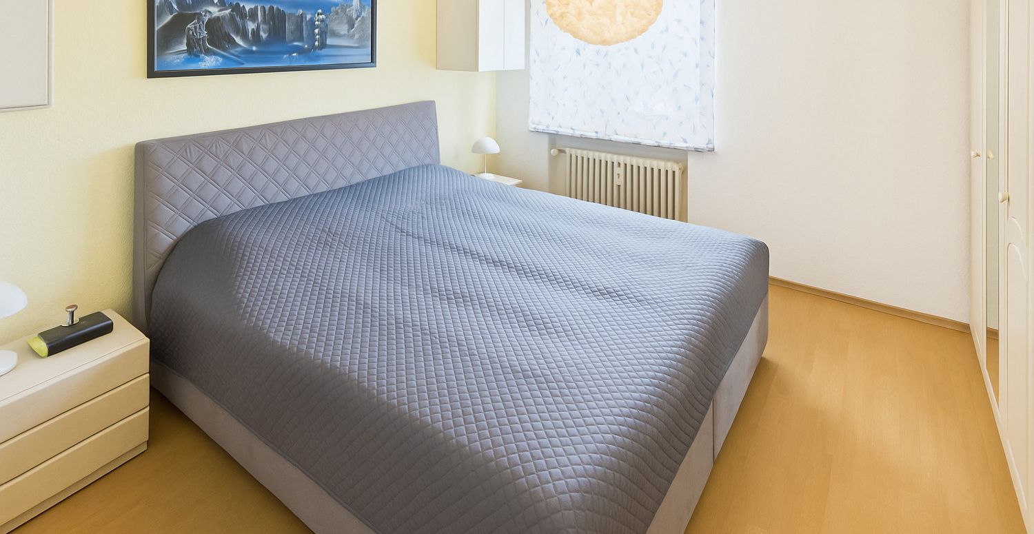 Schlafzimmer - aufgeräumt mit KI