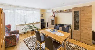 von_poll_real_estate_property_25390036_image_2