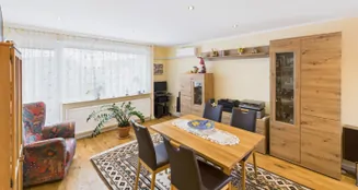 von_poll_real_estate_property_25390036_image_2