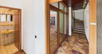 von_poll_real_estate_property_25390015_image_2