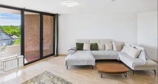 von_poll_real_estate_property_25390021_image_0