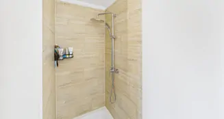 von_poll_real_estate_property_25390021_image_12