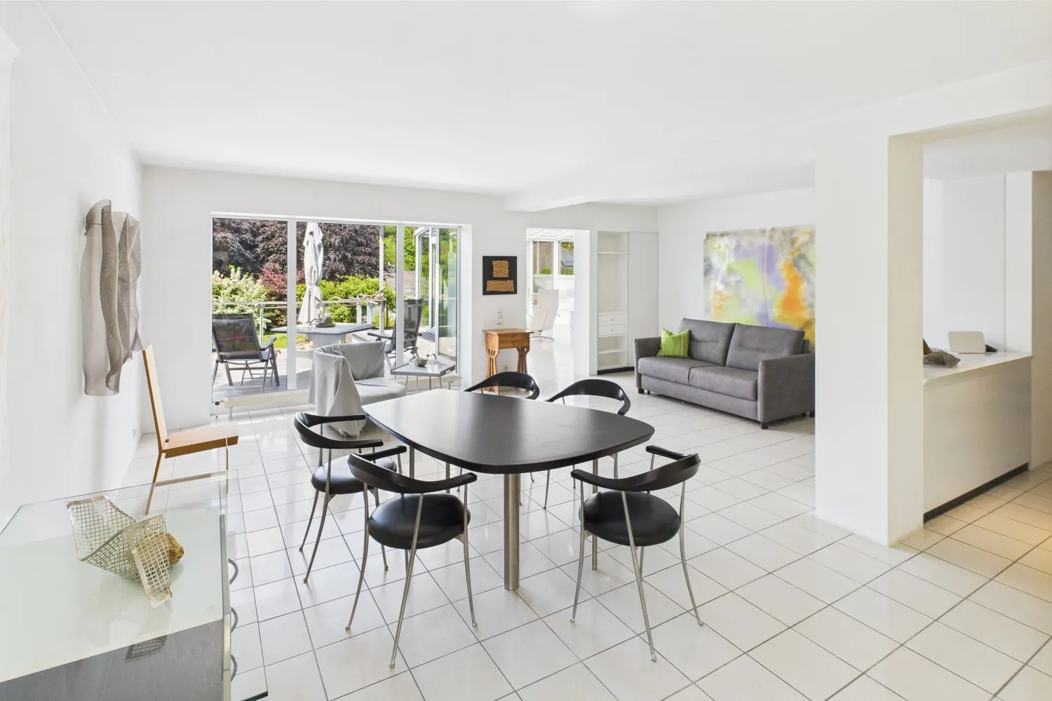 Wohn u. Essbereich Parterre rechts