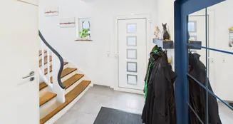 von_poll_real_estate_property_25390037_image_12