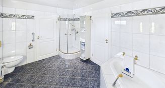 von_poll_real_estate_property_25456024_image_15