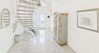 von_poll_real_estate_property_25456024_image_2