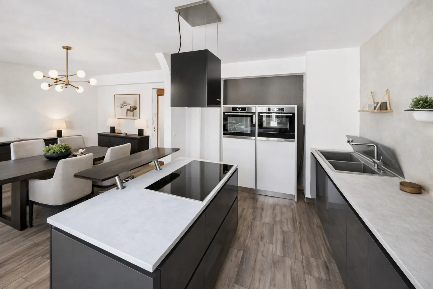 Küche u. Esszimmer (Wohnbeispiel)