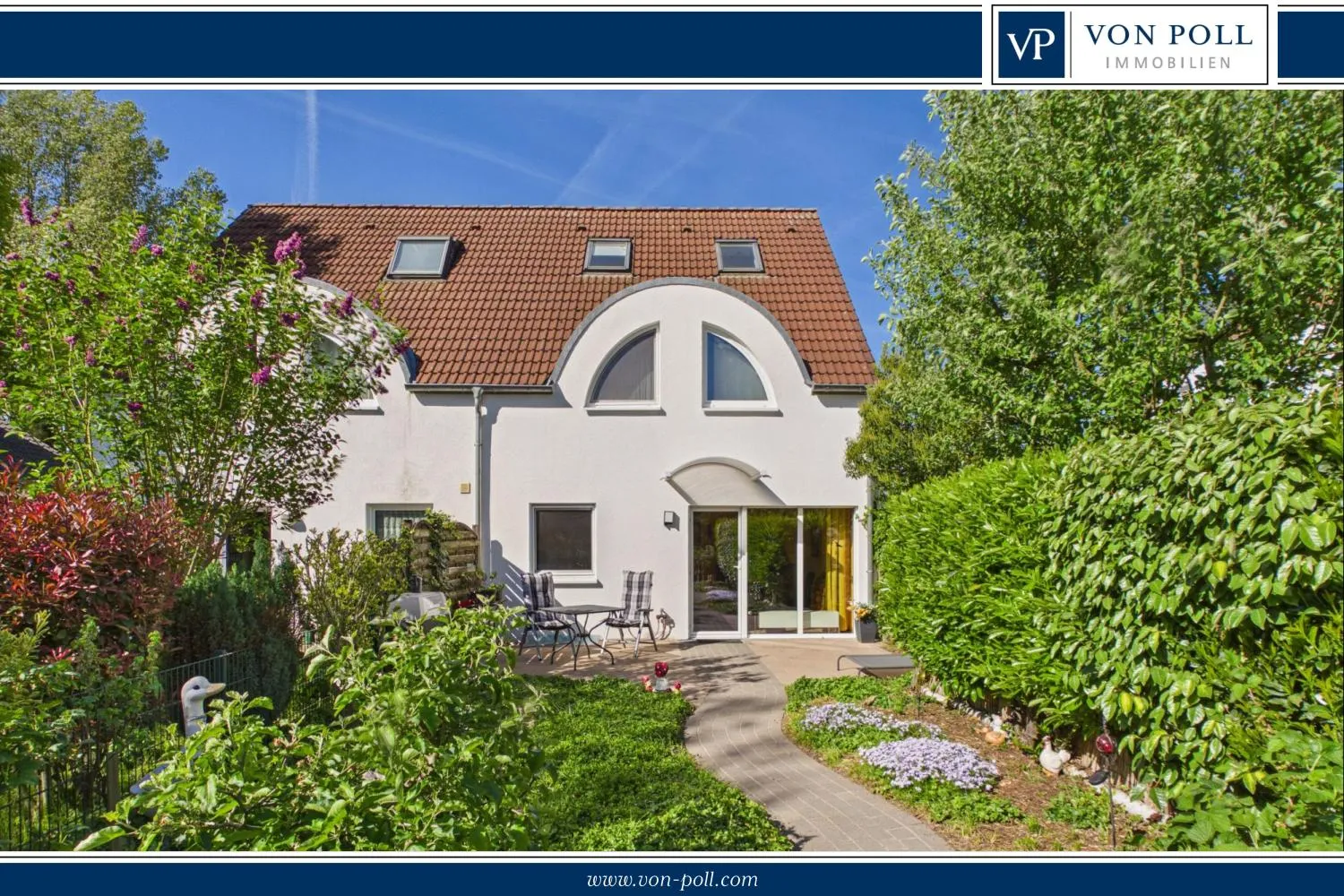 Junge Doppelhaushälfte mit Garage an der Dellbrücker Heide