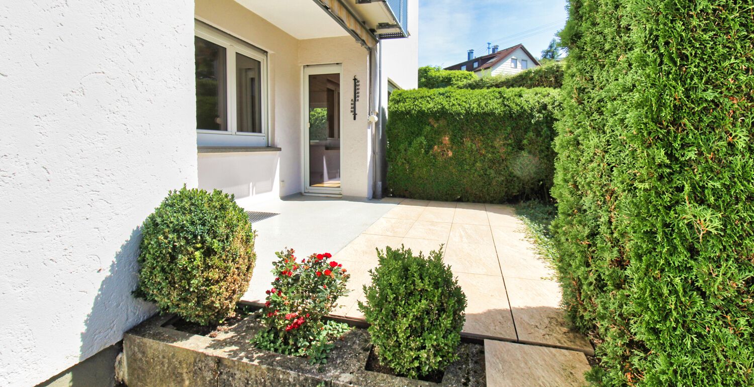 Halbüberdachte Terrasse Bild 3