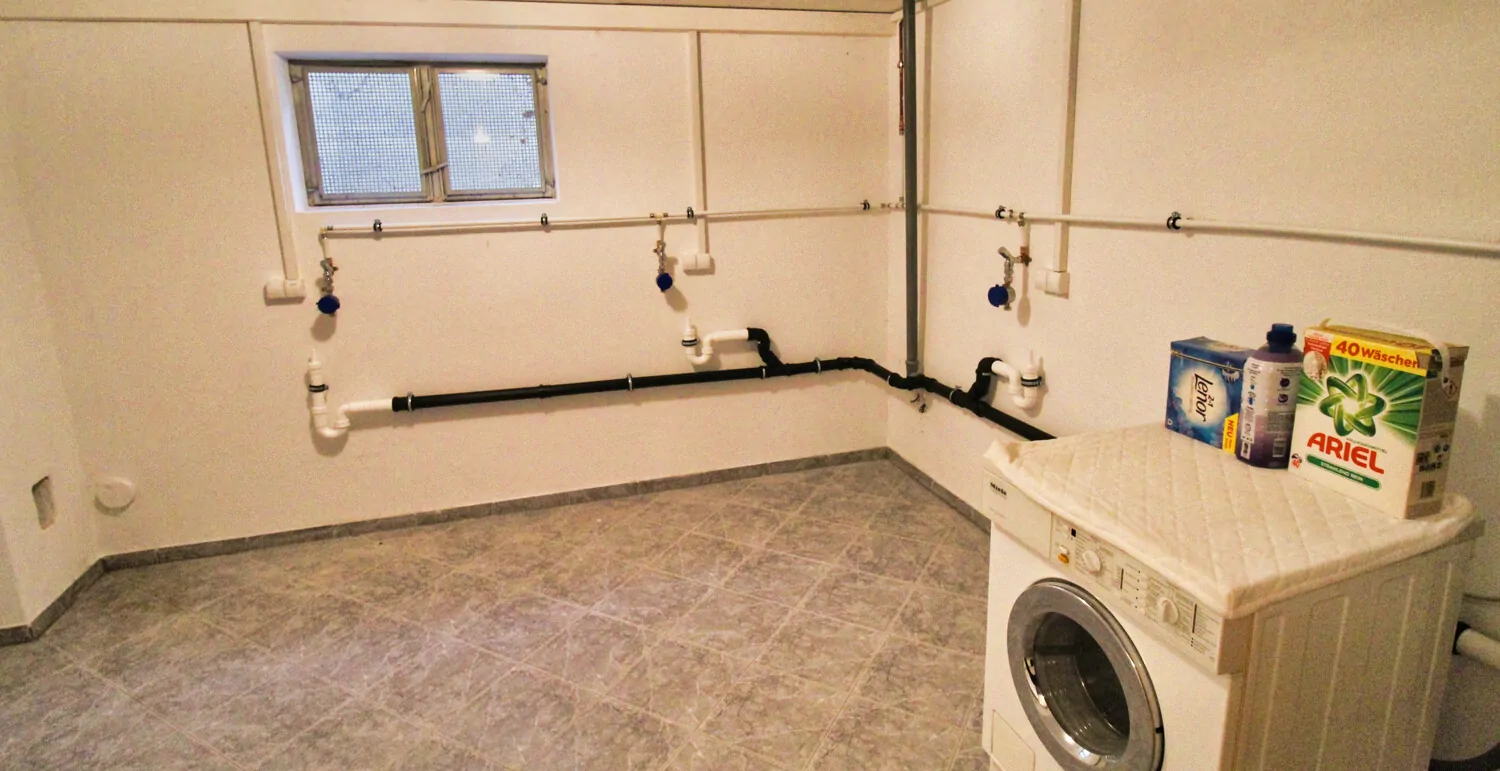 Waschküche UG