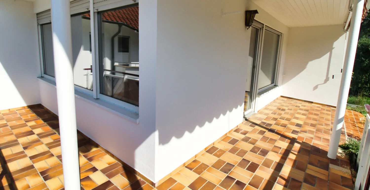 Balkon und Südterrasse OG