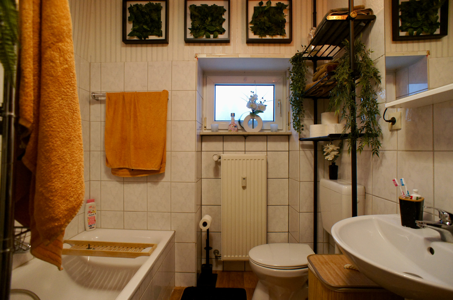 Wohnung im Obergeschoss - Badezimmer