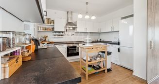 von_poll_real_estate_property_25419026_image_1