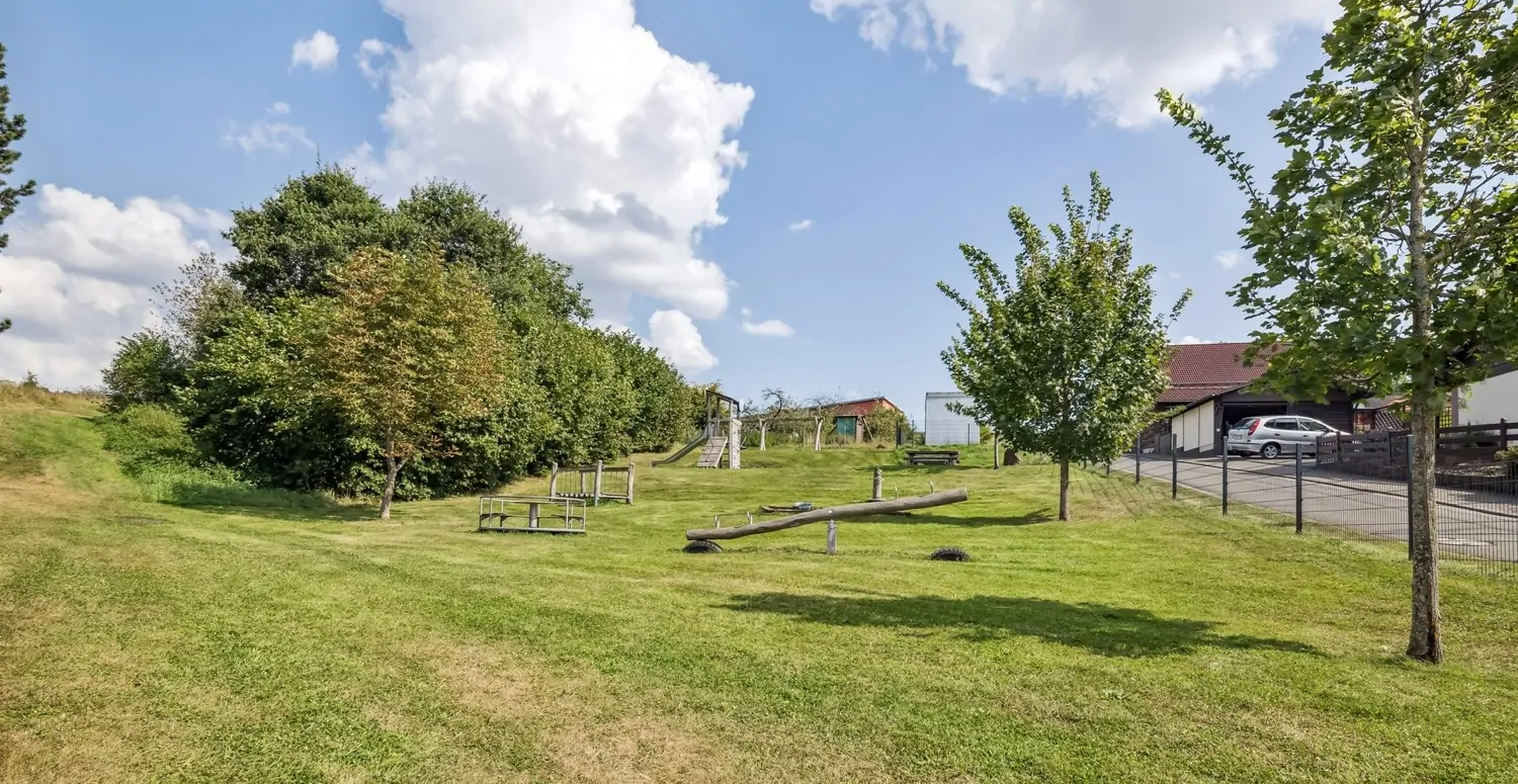 Nahegelegener Spielplatz