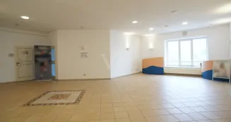 von_poll_real_estate_property_24419003_image_2