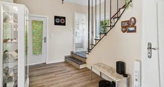 von_poll_real_estate_property_24419023_image_1