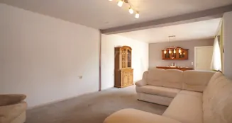 von_poll_real_estate_property_25419012_image_3