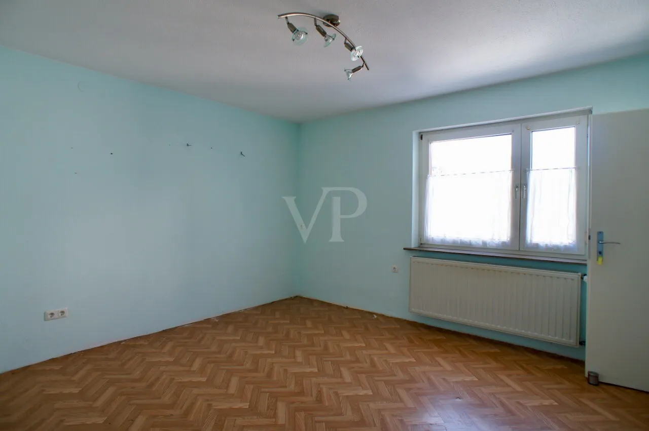 Arbeits-/Gästezimmer