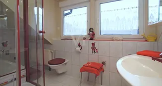 von_poll_real_estate_property_25419003_image_7