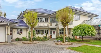 von_poll_real_estate_property_25419005_image_0