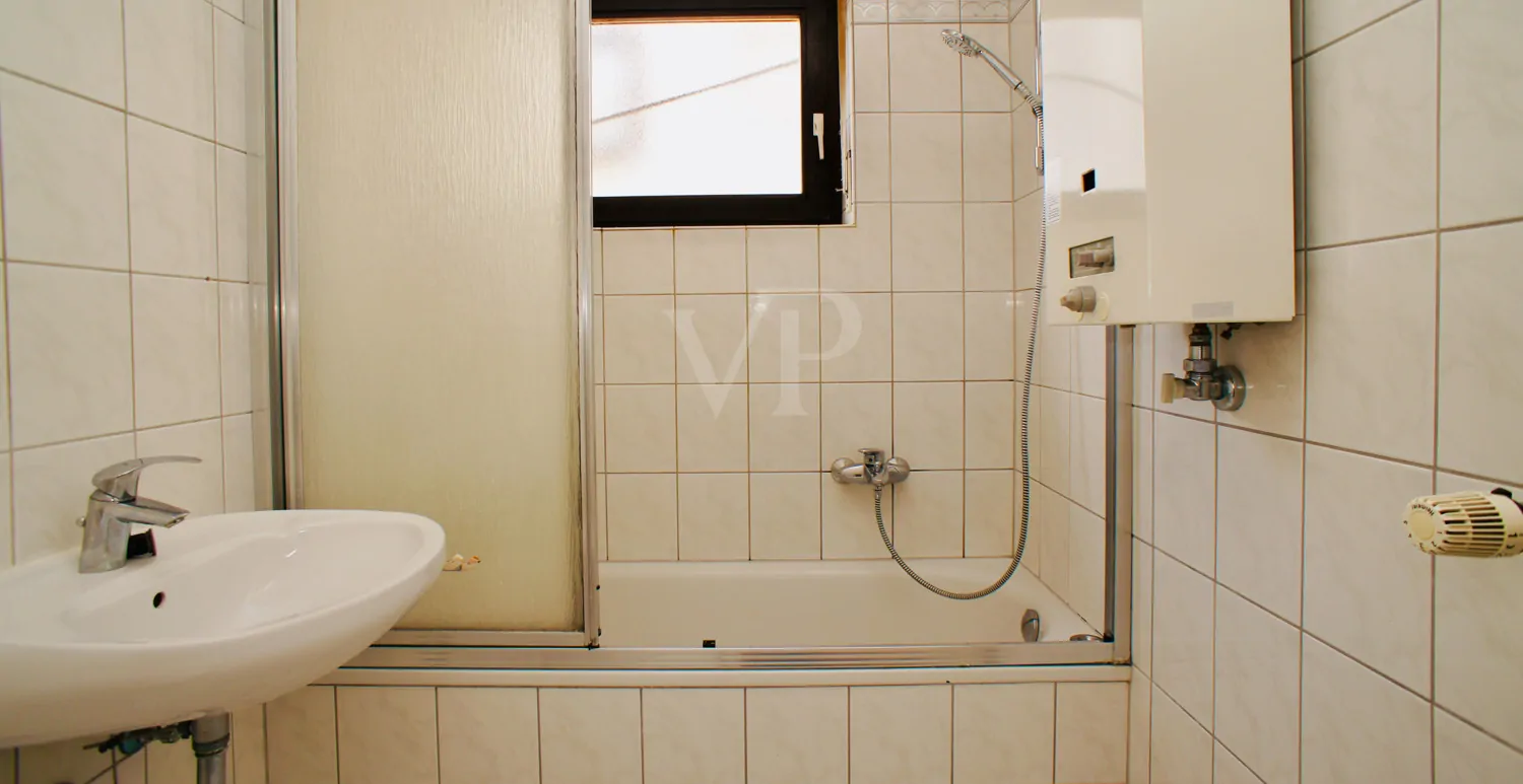 Badezimmer in der Einliegerwohnung