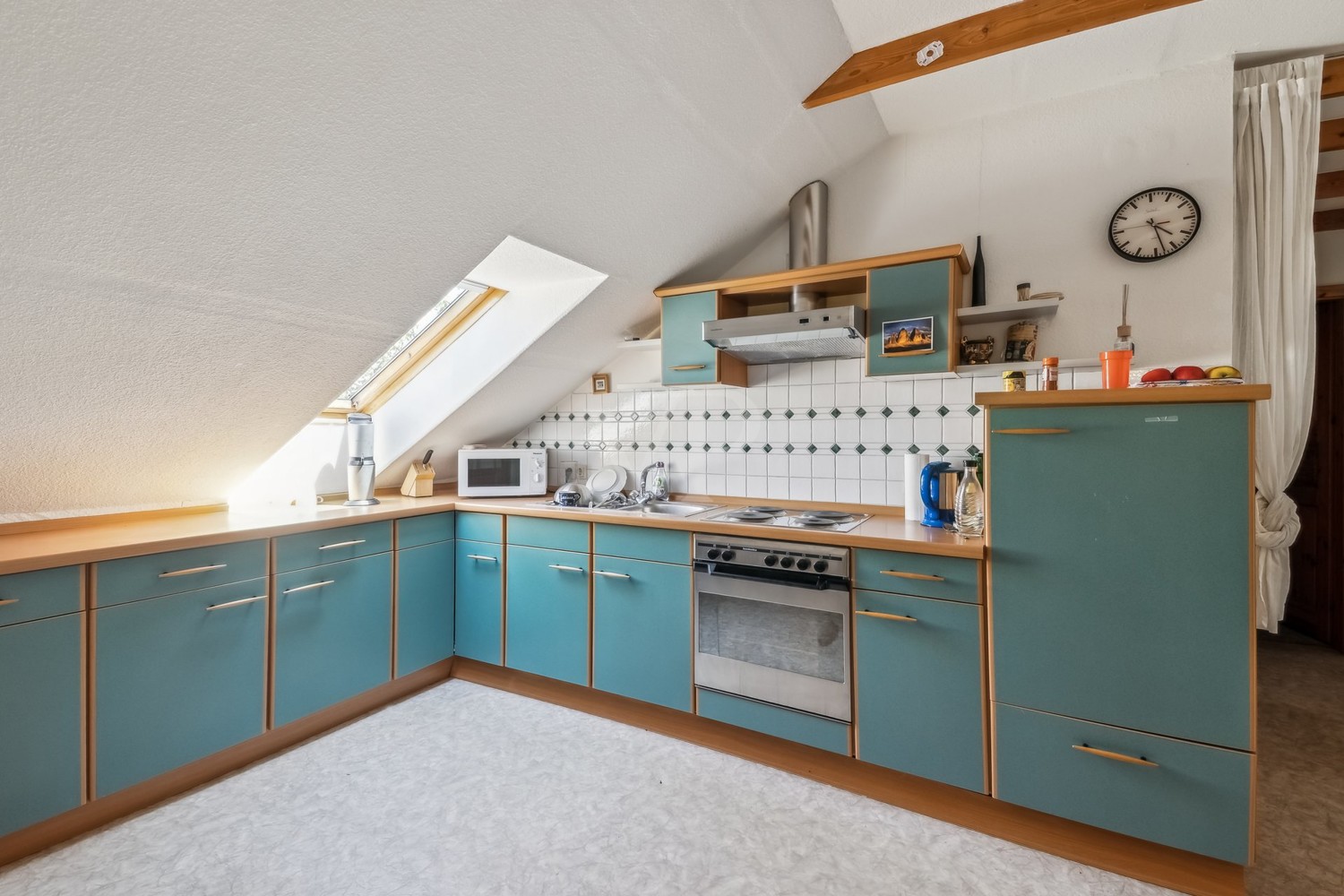 Küche  - Wohnung im Dachgeschoss