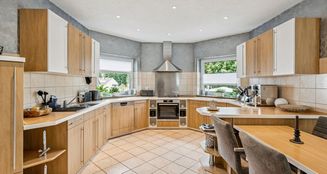 von_poll_real_estate_property_25419016_image_1