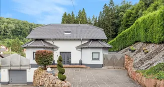 von_poll_real_estate_property_25419016_image_0