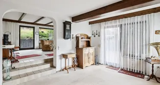 von_poll_real_estate_property_25419017_image_2