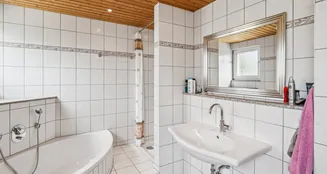 von_poll_real_estate_property_25419018_image_8