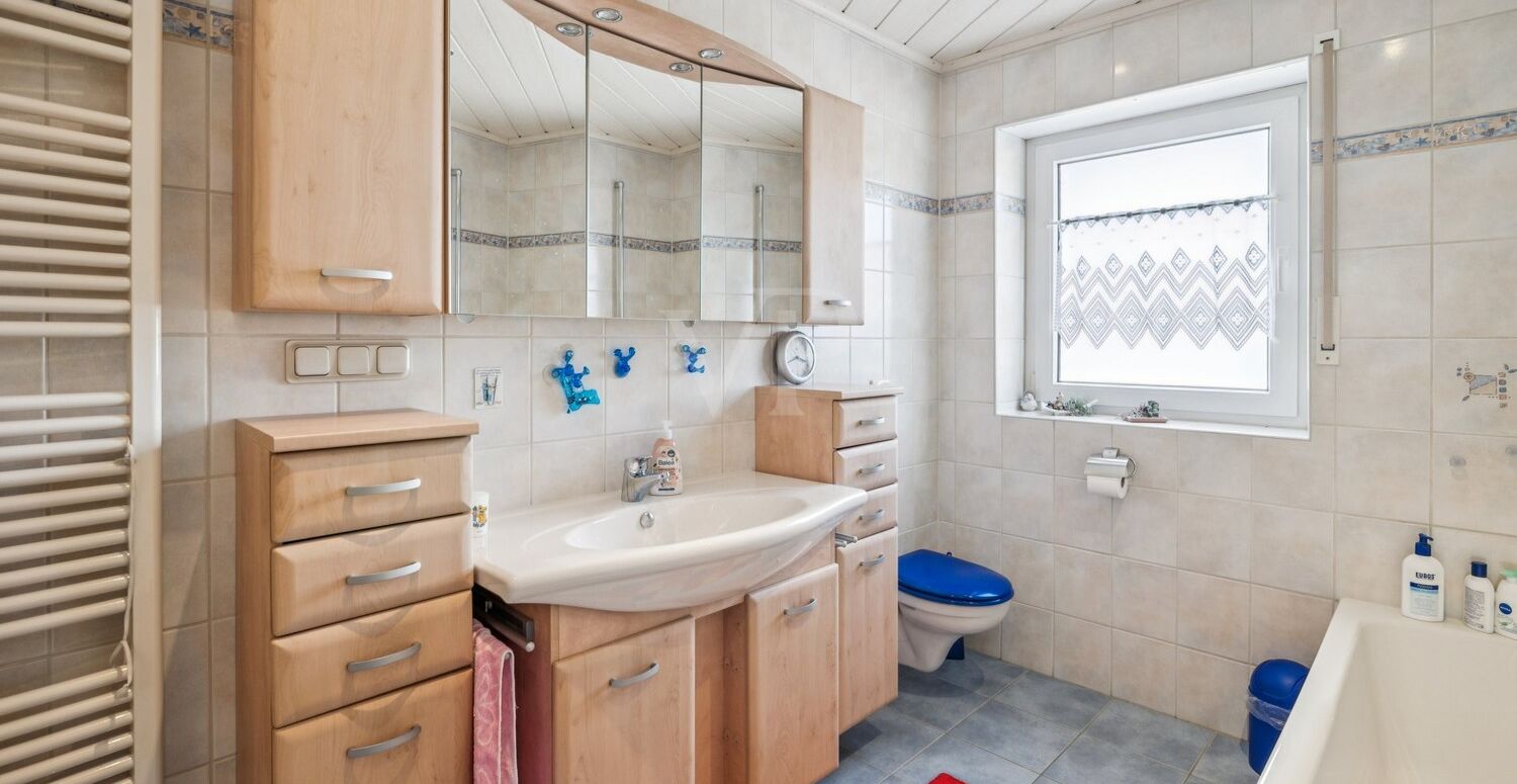 Badezimmer im Anbau