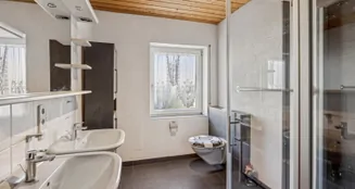 von_poll_real_estate_property_25419024_image_4