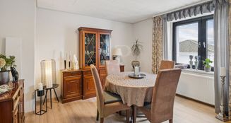 von_poll_real_estate_property_25419021_image_2