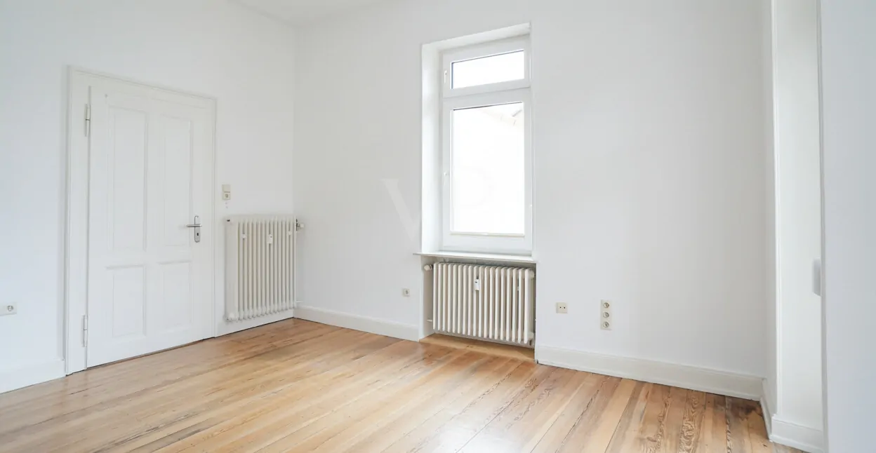 Schlafzimmer 1 mit Balkon