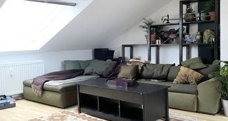 von_poll_real_estate_property_24001216_image_0
