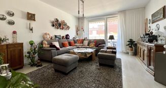 von_poll_real_estate_property_24001195_image_0