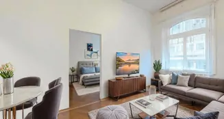 von_poll_real_estate_property_25001094_image_0