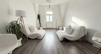 von_poll_real_estate_property_25001250_image_0