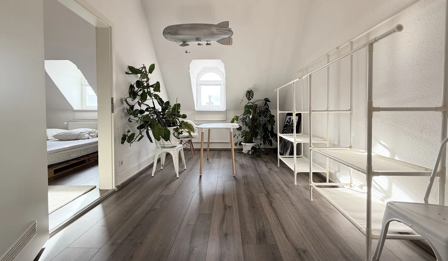 Zimmer III - Ansicht I