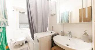 von_poll_real_estate_property_2241020H2_image_25