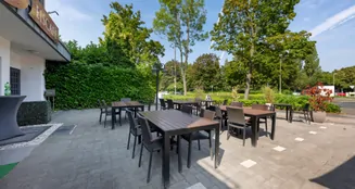 von_poll_real_estate_property_2341018A1_image_37