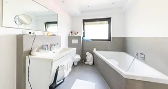 von_poll_real_estate_property_2341018A1_image_26