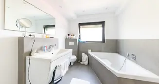 von_poll_real_estate_property_2341018A1_image_26