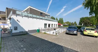 von_poll_real_estate_property_2341018A1_image_43